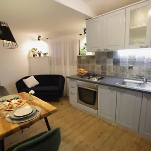  Apartment Centar