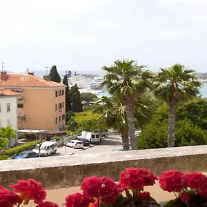  Apartment Butterfly With Sea View