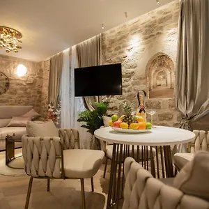  Apartment Luxury Lilly 1
